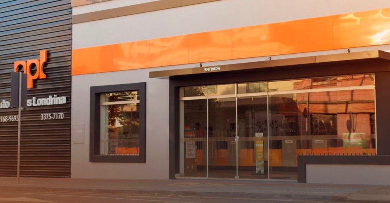Fachada atual da Auto Peças Londrina